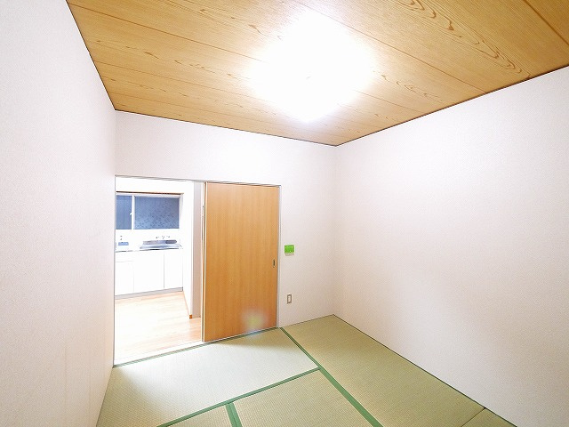 平和荘の内装