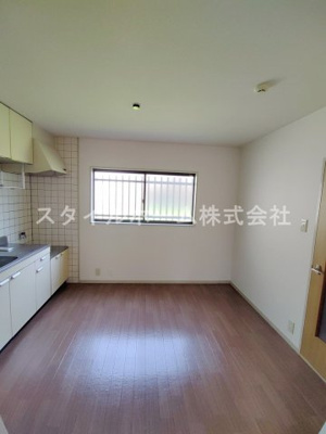 【居間・リビング】 | カーサ・スペリオ | 別部屋写真です。