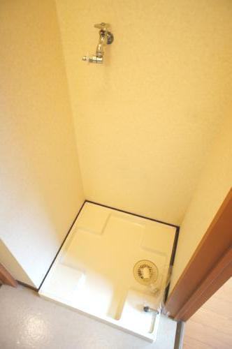 【設備】 | ヴランドール西船 | 室内に洗濯機が置けます。