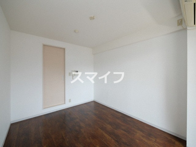 【居間・リビング】 | 十三本町ウインズマンションⅡ