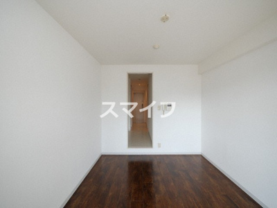 【居間・リビング】 | 十三本町ウインズマンションⅡ