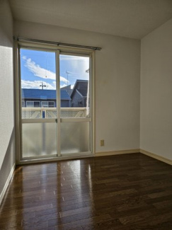 【子供部屋】 | ハーモニーハイツC | 明るいお部屋です