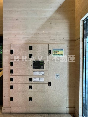 S-RESIDENCE　Hommachi Marks　BRAVI不動産のその他共用部分|【S-RESIDENCE　Hommachi Marks】宅配ボックス完備