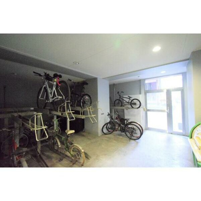 【駐車場】 | シャンブリーズ三越前