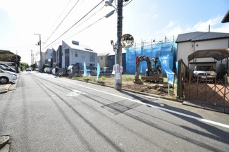 【前面道路含む現地写真】 | 現地見学や資料請求などお気軽にお問合わせ下さい。
周辺環境とあわせて現地ご案内致します。