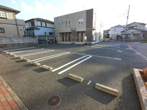 【駐車場】
