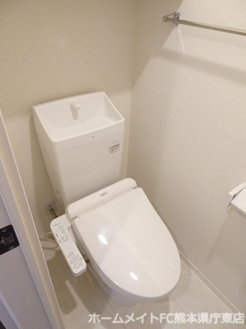 熊本市東区御領２丁目のアパートのトイレ