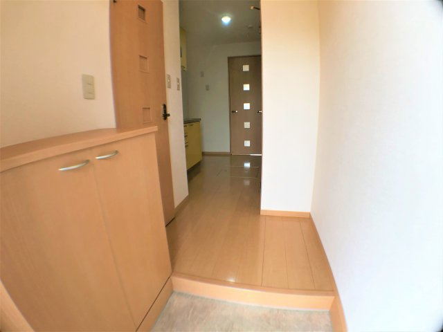 セントイースト の玄関