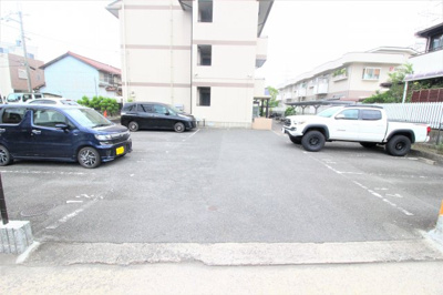 【その他共用部分】 | ディアコート | 駐車場
