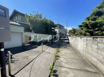 【前面道路含む現地写真】 | 穴師小・土地120坪・平成６年建築・泉大津市豊中町３丁目 | 前面道路含む現地写真です