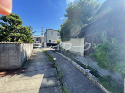 【前面道路含む現地写真】 | 穴師小・土地120坪・平成６年建築・泉大津市豊中町３丁目 | 前面道路含む現地写真です