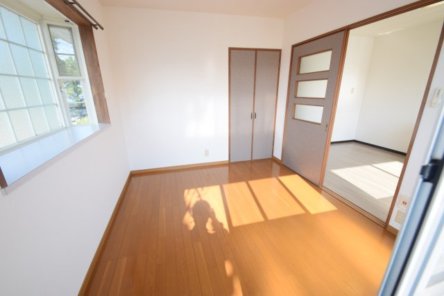 【寝室】 | 落ち着いて過ごせるお部屋なので、寝室にいかがでしょうか