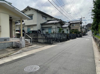 【前面道路含む現地写真】
