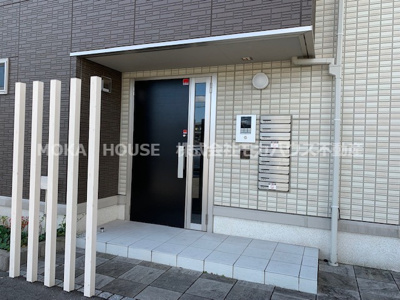 【エントランス】 | J・アメニティ北今宿 | 建物の内部です