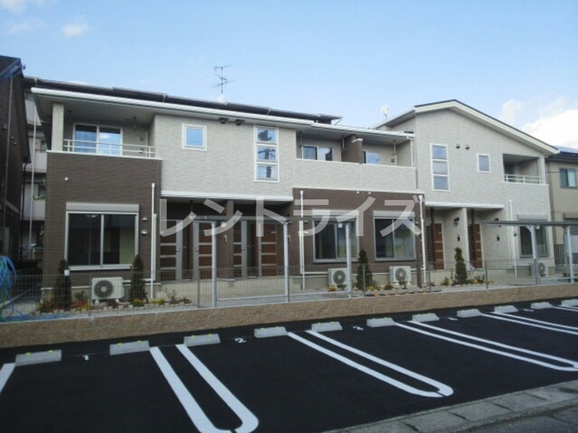 リンデン　タカキ