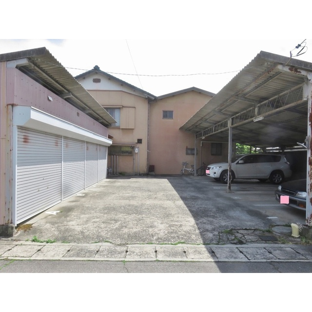 岐阜市八ツ梅町１丁目の駐車場の駐車場|№Ｅ～Ｉ(屋根付き駐車場)