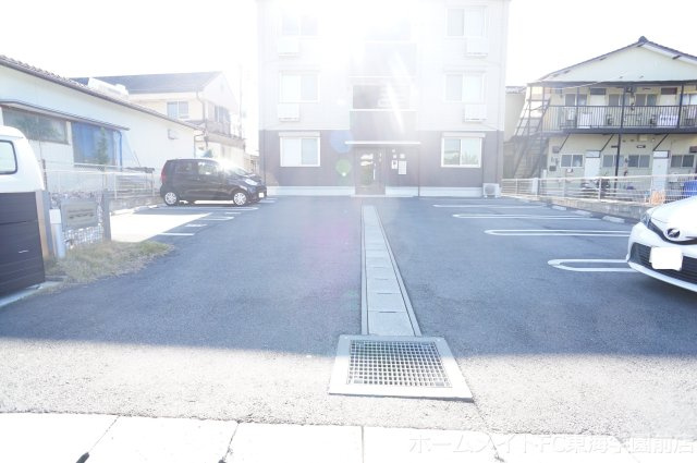 熊本市北区清水本町のアパートの駐車場