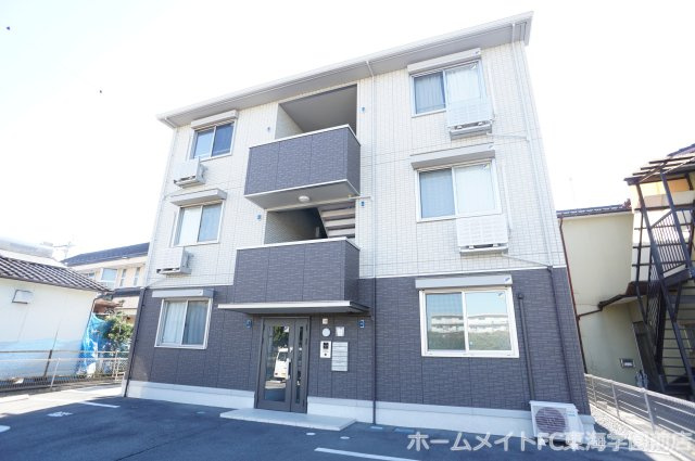 熊本市北区清水本町のアパートの外観