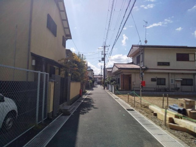 【前面道路含む現地写真】 | 宇治市大久保町田原1号棟　新築戸建