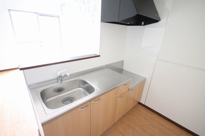 【キッチン】 | ヴィラ・ユーリ