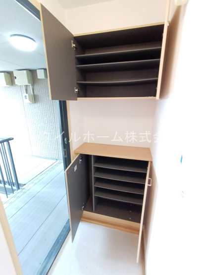 【玄関】 | バリュージュ片西