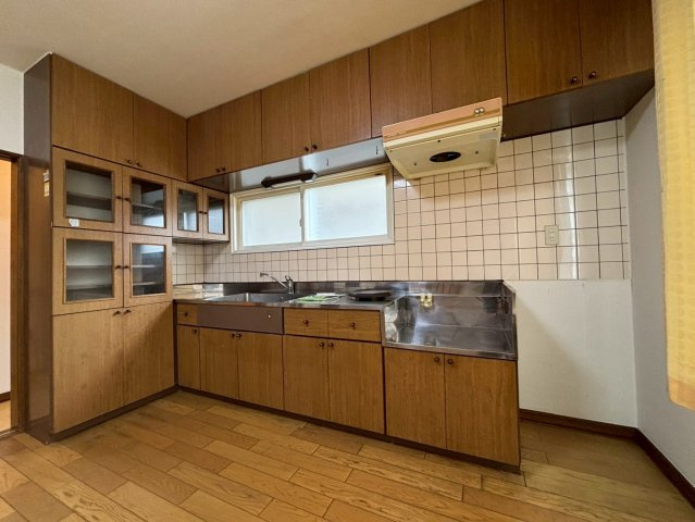 春光戸建の洗面所