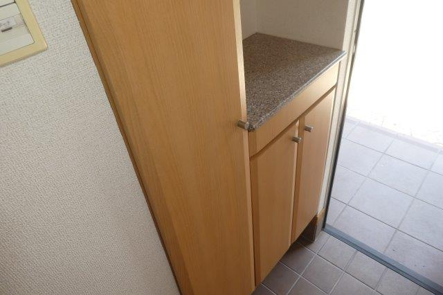 エスペランザＢの玄関|シューズボックス