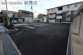 【駐車場】