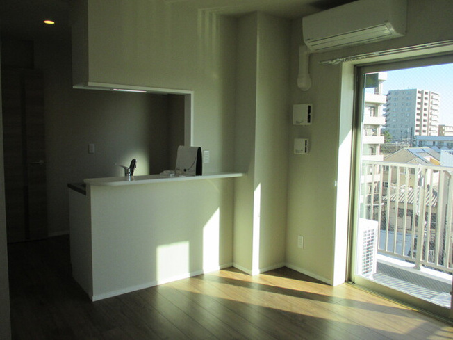 【居間・リビング】 | Blanc Neige Nishichiba