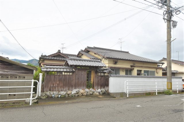 宮地町戸建の外観