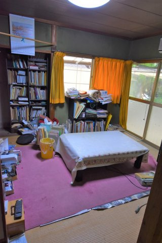 二見下大野町戸建の居間・リビング