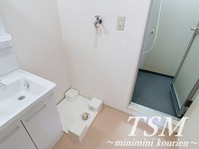 第２林マンションの洗面所|洗濯機置場