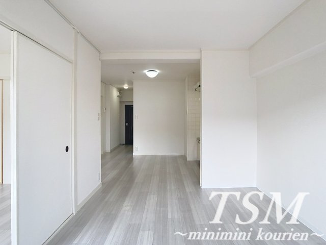 第２林マンションの居間・リビング