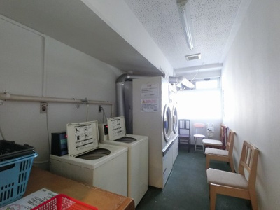 【その他共用部分】 | 朝日サンライズ川崎 | ランドリー室です。
