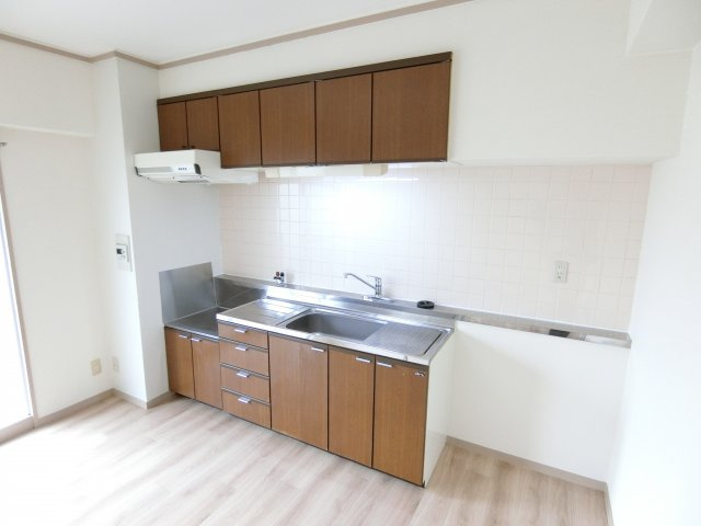 カルムハイツ千代田のキッチン|写真は同マンション別の部屋です