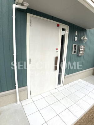 【エントランス】 | パピヨンA | 落ち着いたエントランスです