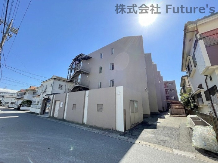 ルーデンスみさとの外観|外観写真です。