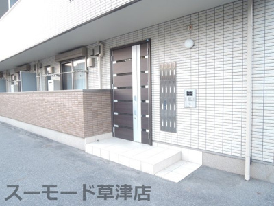 【エントランス】 | ベルメゾンFⅡ