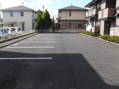 【駐車場】 | グランパルク Ｃ