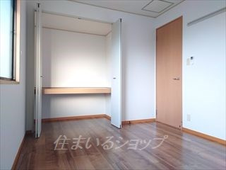 安芸高田市吉田町吉田のアパートの収納