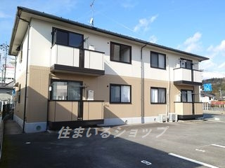 安芸高田市吉田町吉田のアパートの外観