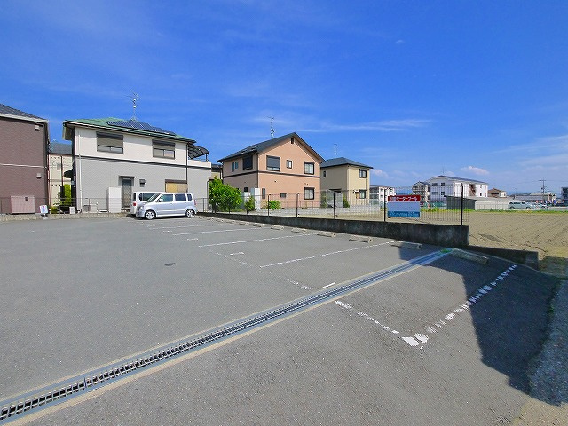 セジュール前栽の駐車場