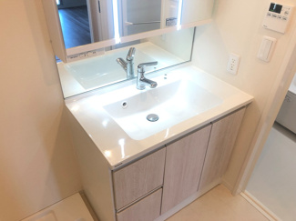 【独立洗面台】 | LIVLEST向洋駅前