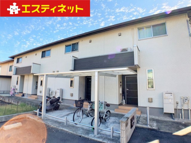 ファミール横川の外観
