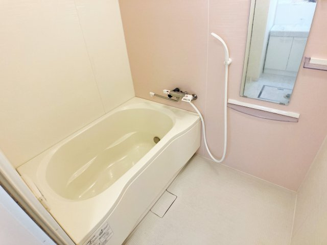 ファミール横川の浴室