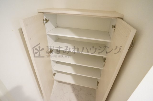 ONLYONE川西壱番館の収納|参考、同建物・同間取りの号室