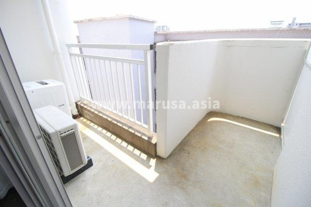 シーラカンスのバルコニー