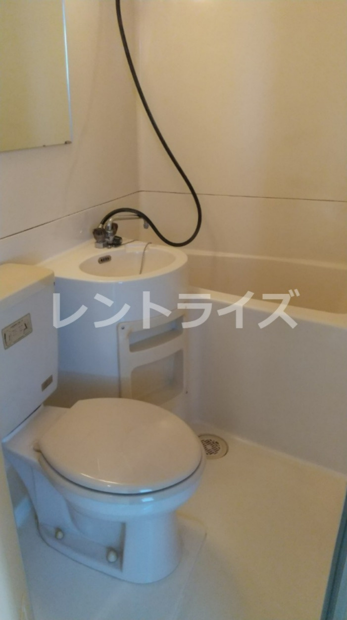 ファミーユタケノの浴室