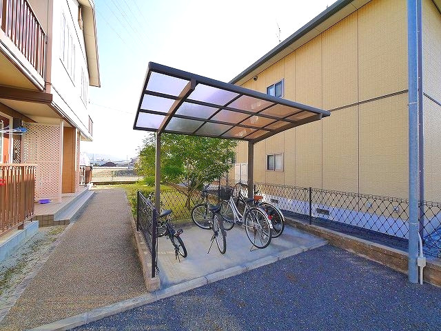サニーサイドＥのその他共用部分|自転車置き場
