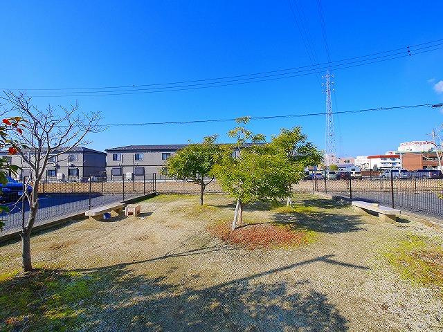 サニーサイドＥの周辺|敷地内公園